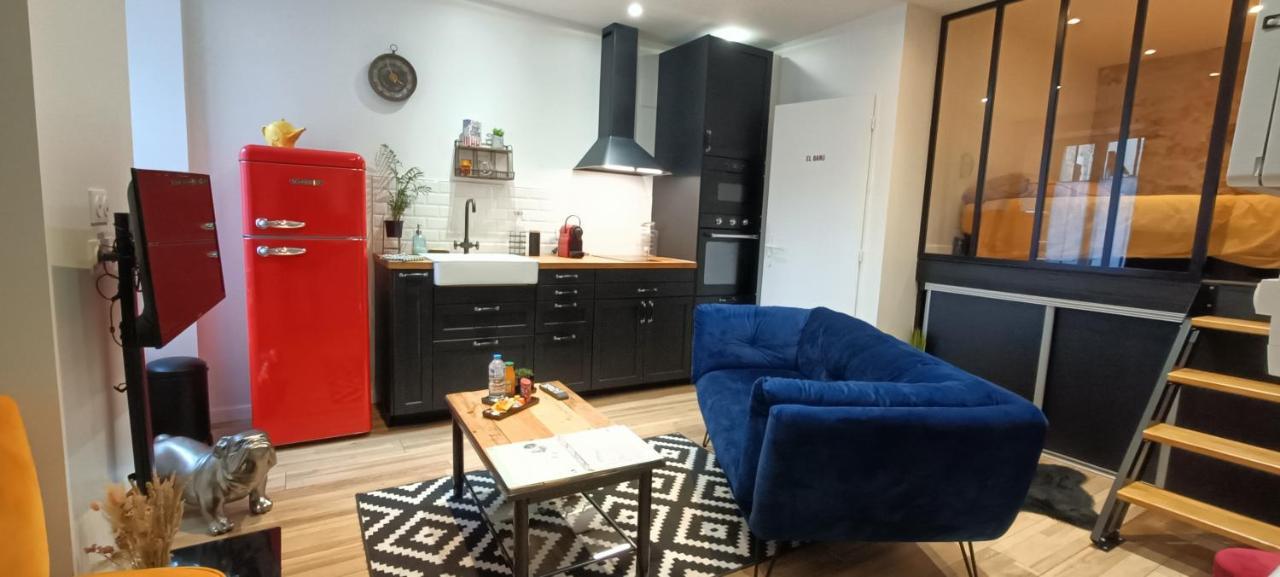 Studio Atypique Immeuble De 1820 福梅尔 外观 照片